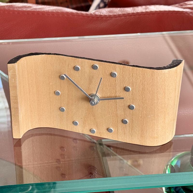 CURVE-WOOD wall clock1